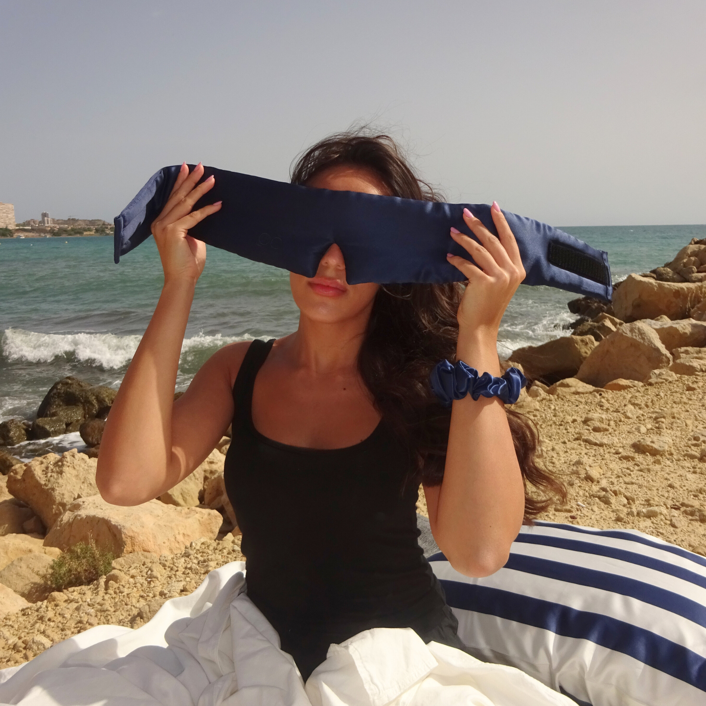 Antifaz de Seda Azul Onisa Coté