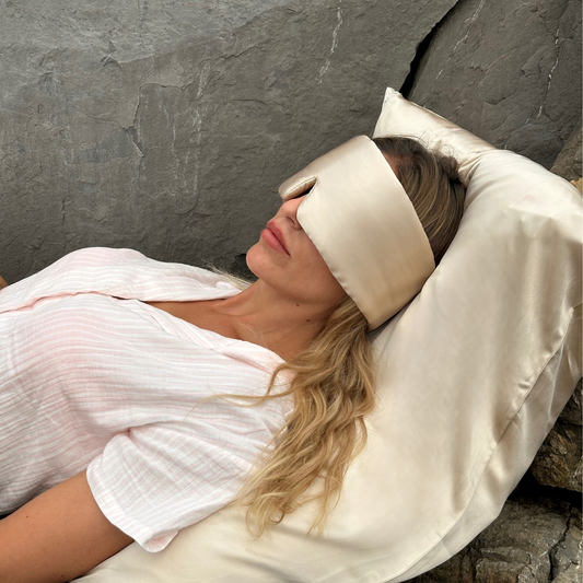 Antifaz de Seda Champagne Onisa Coté