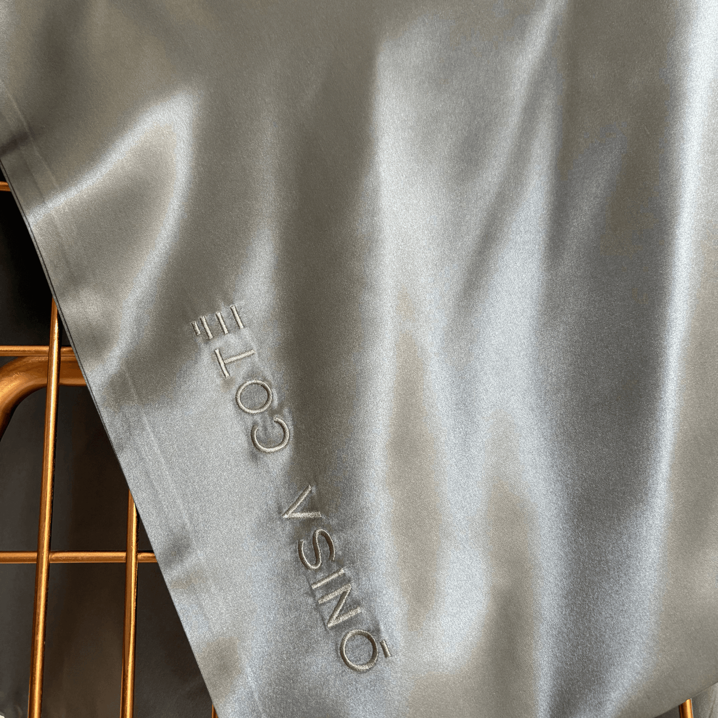 Fundas de Almohada de Seda Plata Onisa Coté