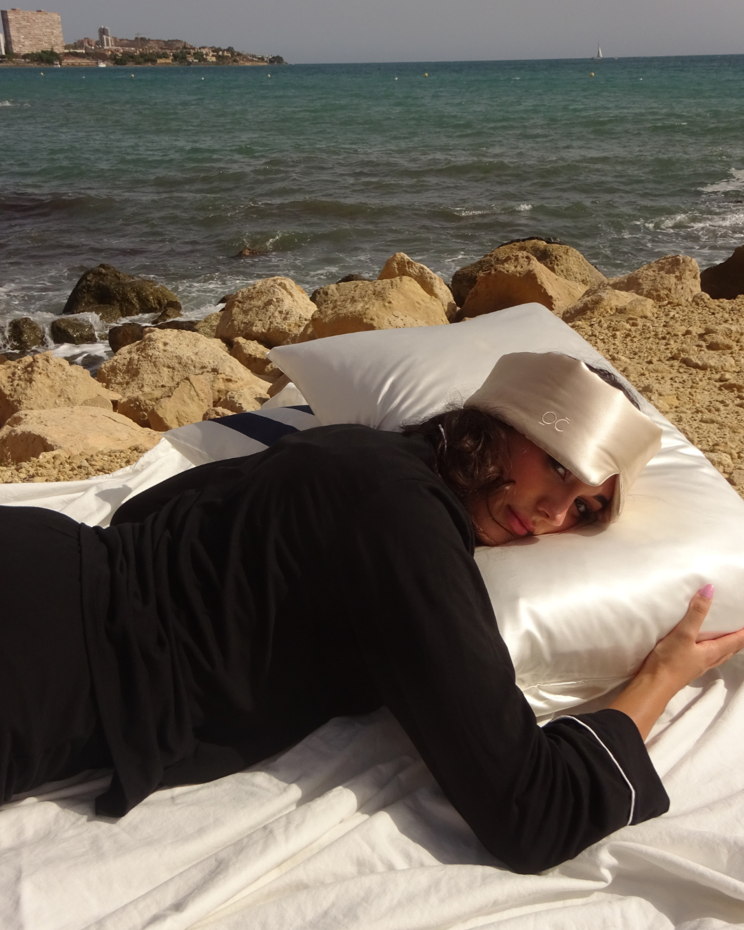 La Mejor Funda de Seda para Piel y Cabello: Por Qué 22 Momme Marca la Diferencia