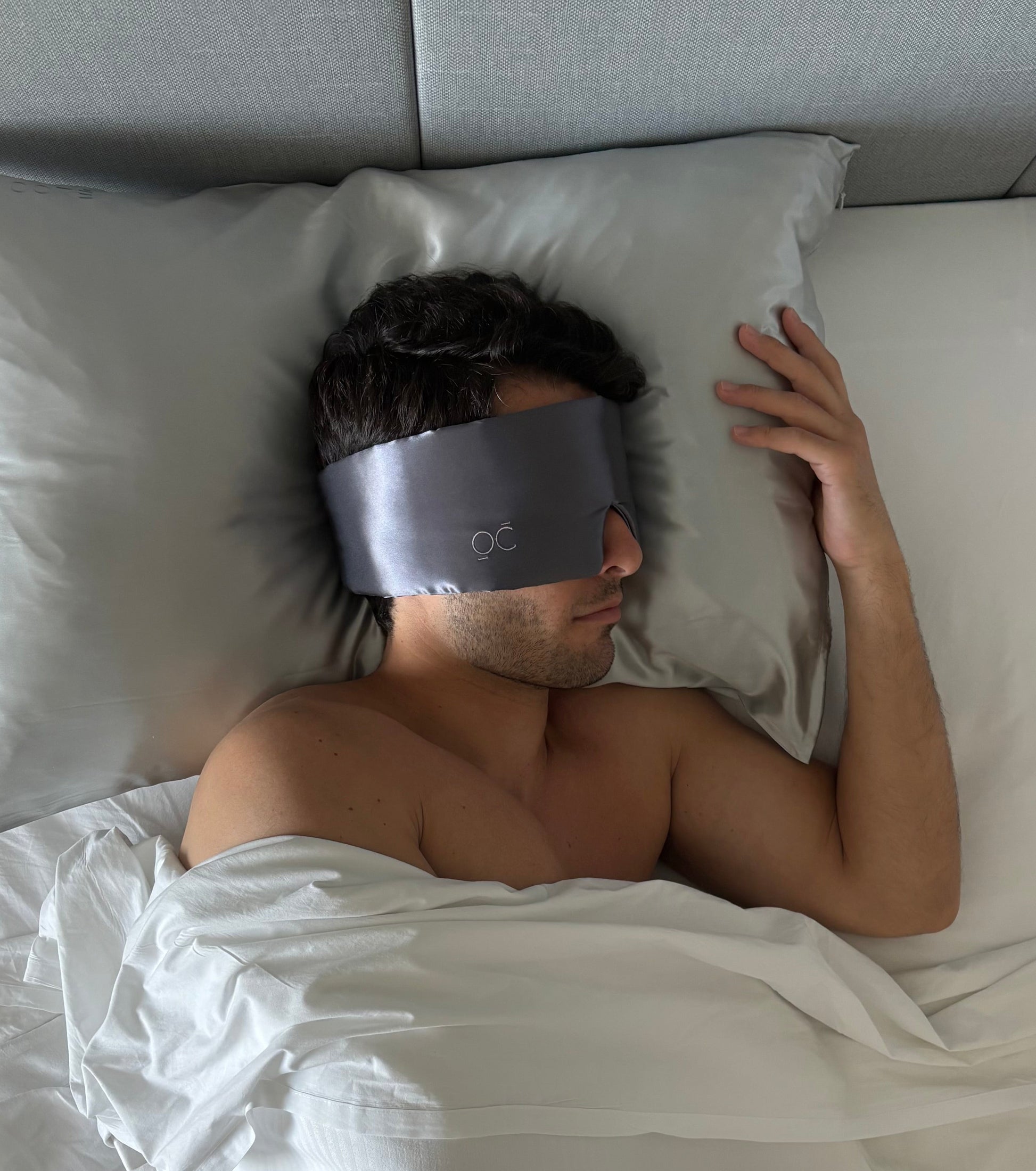 Antifaz de Seda Gris Gris Oscuro Onisa Coté