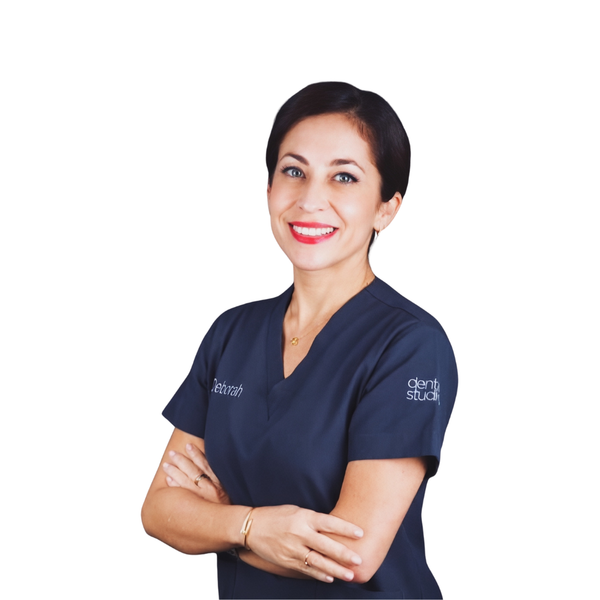 Dra. Deborah Rello