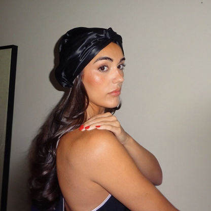 Turbante de seda negro onisa cote