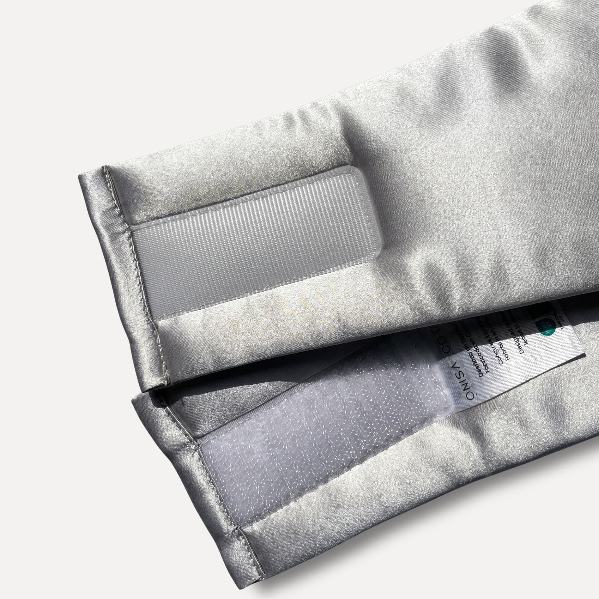 Antifaz de Seda de Morera - Oscuridad Total - Gris Plata
