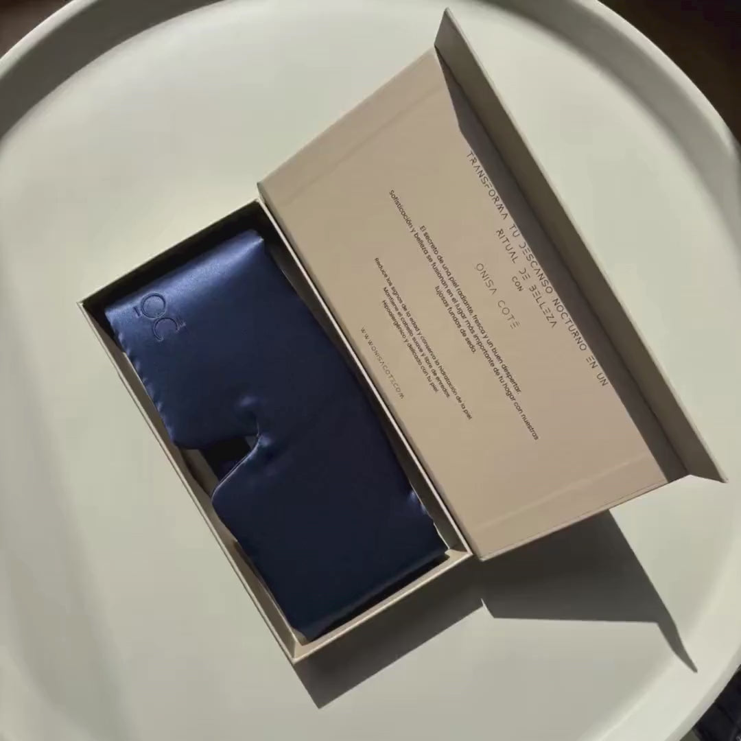 Antifaz de Seda Azul Onisa Coté