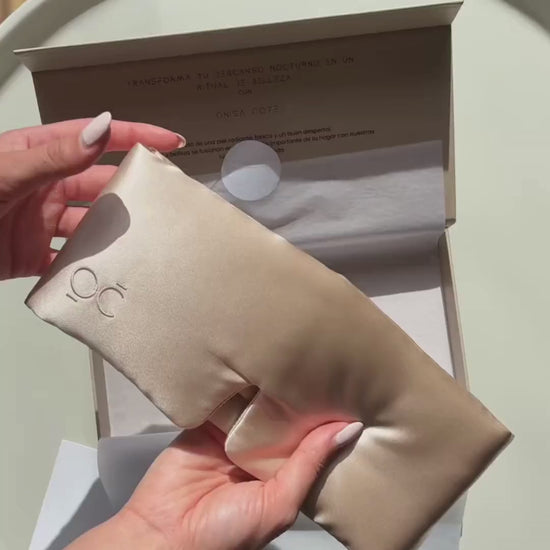 Antifaz de Seda Champagne Onisa Coté